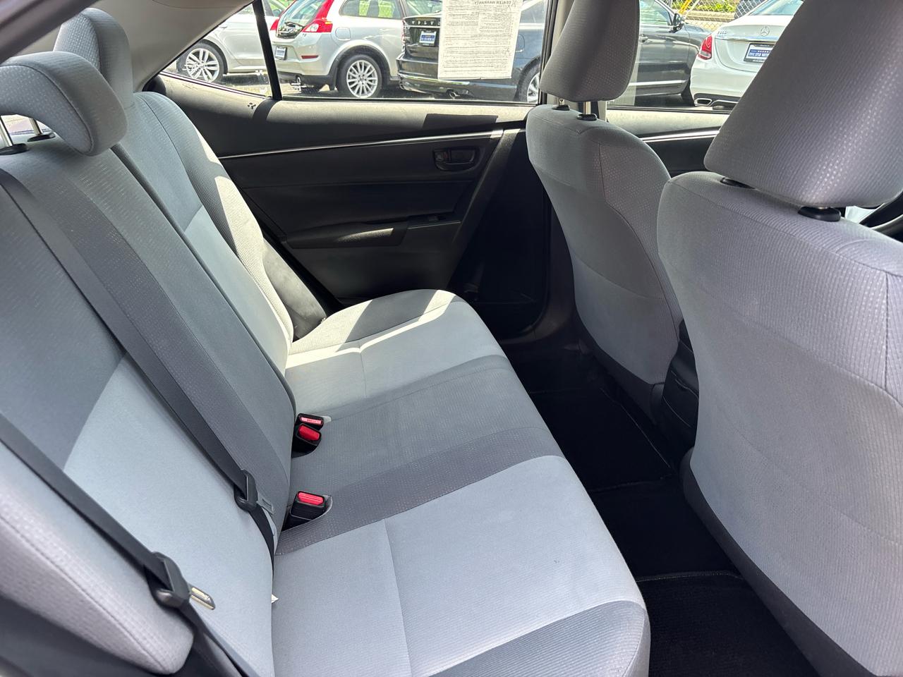 Toyota Corolla L 4D Sedan 2015
