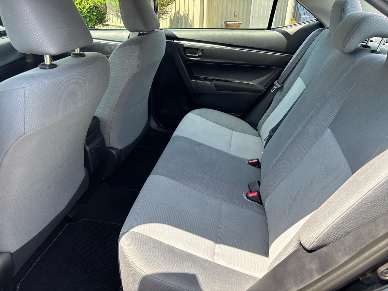 Toyota Corolla L 4D Sedan 2015