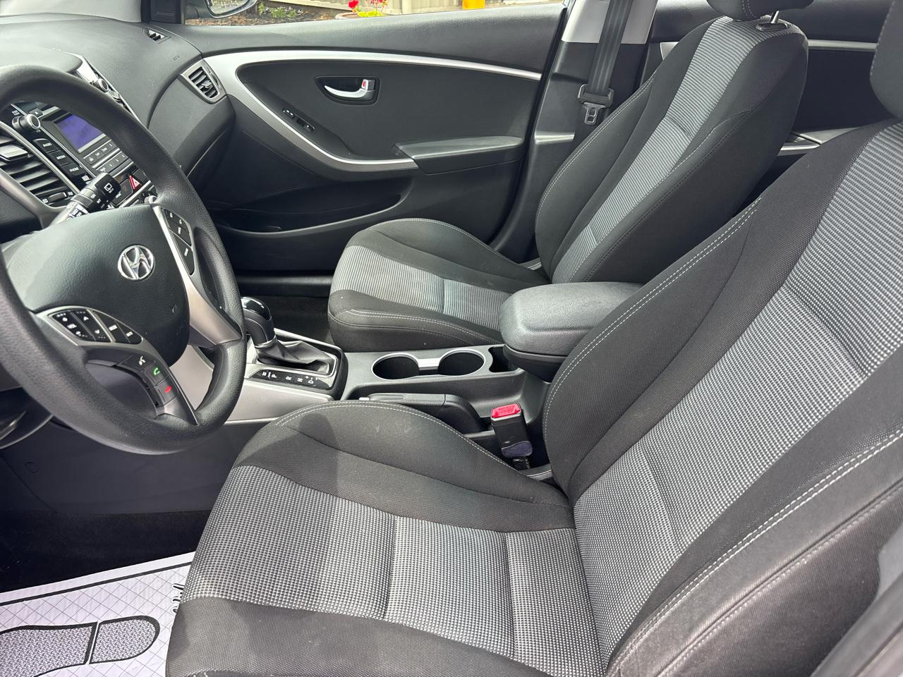 Hyundai Elantra GT A/T 2014