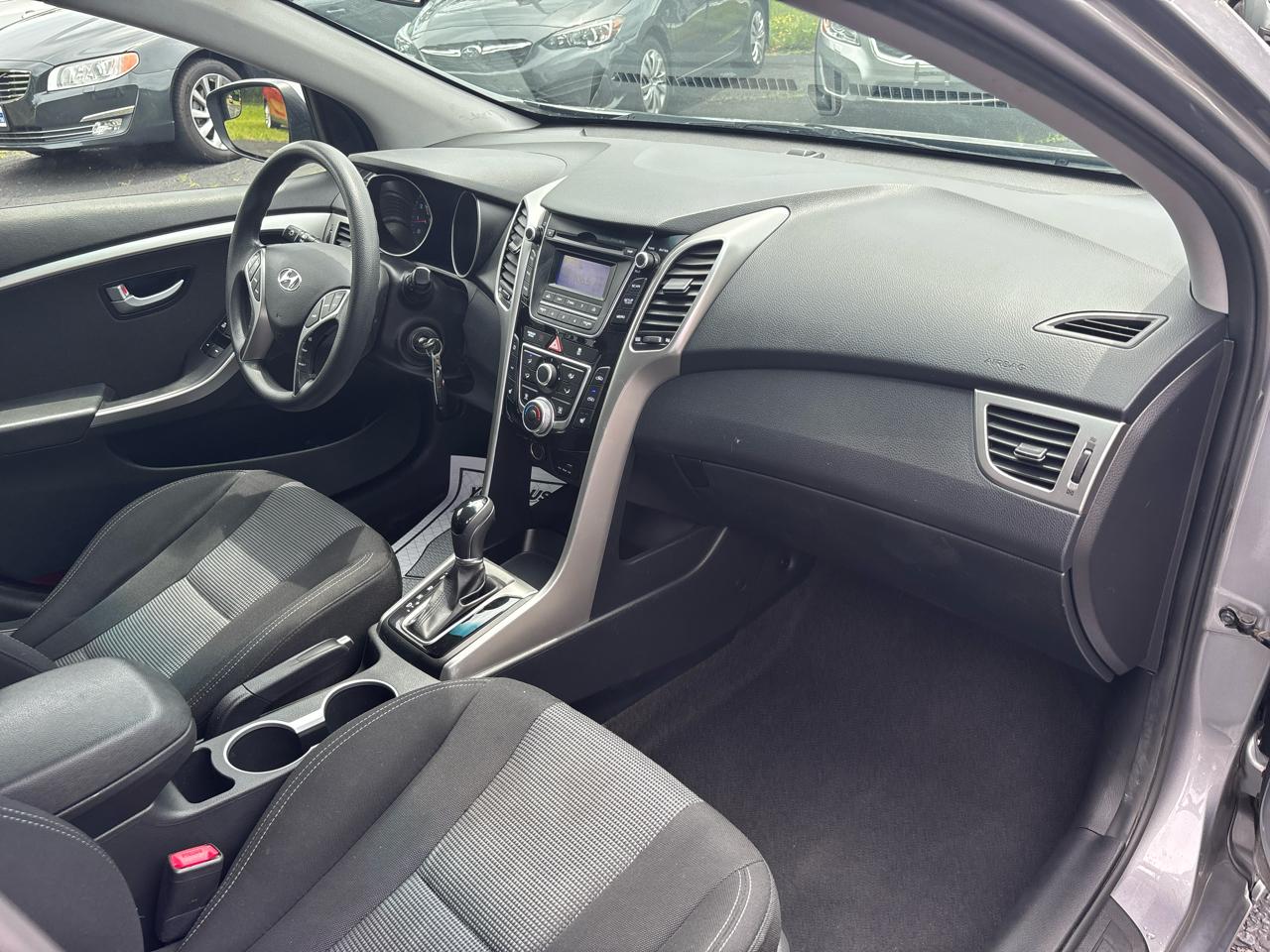 Hyundai Elantra GT A/T 2014