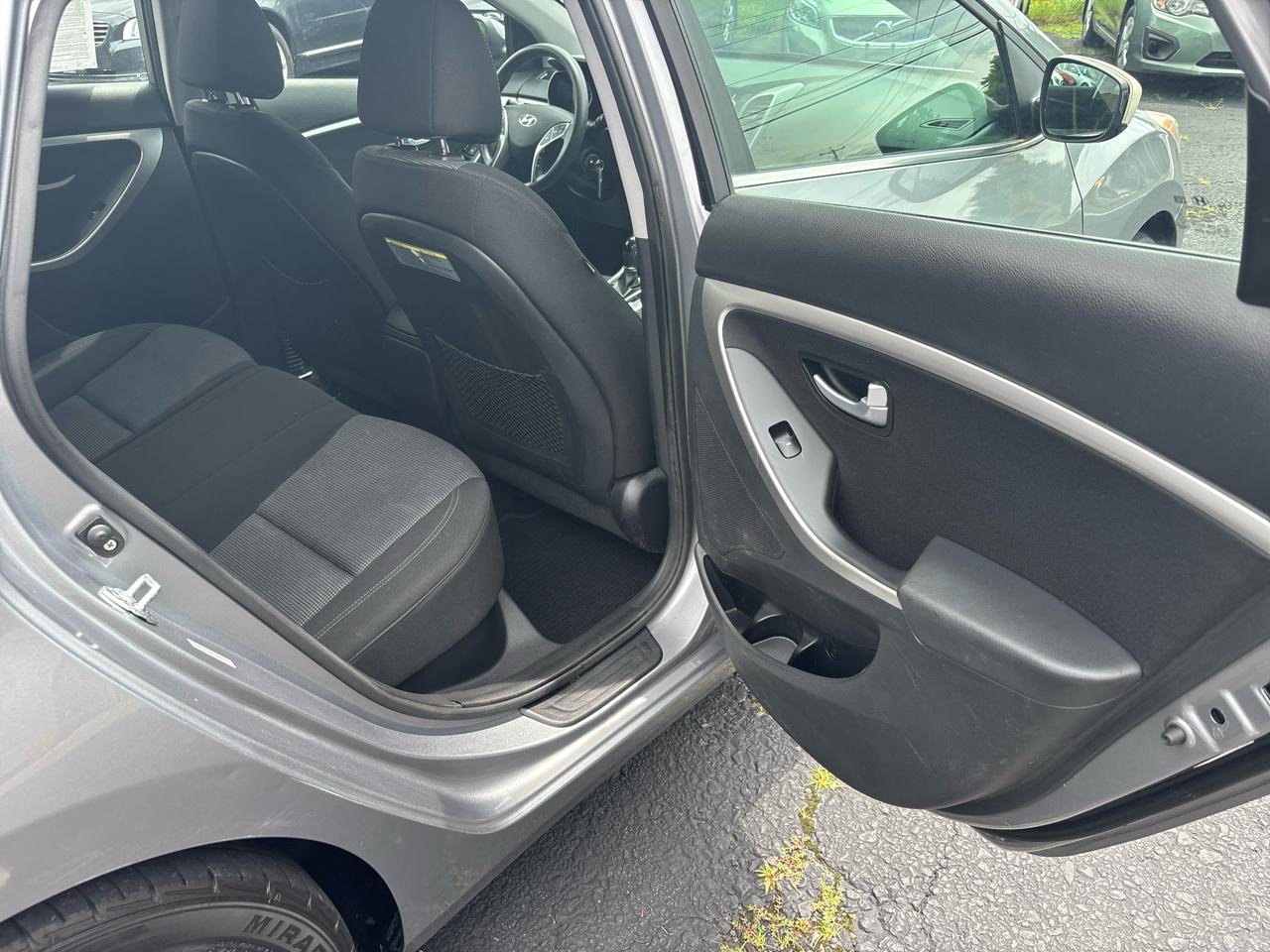 Hyundai Elantra GT A/T 2014