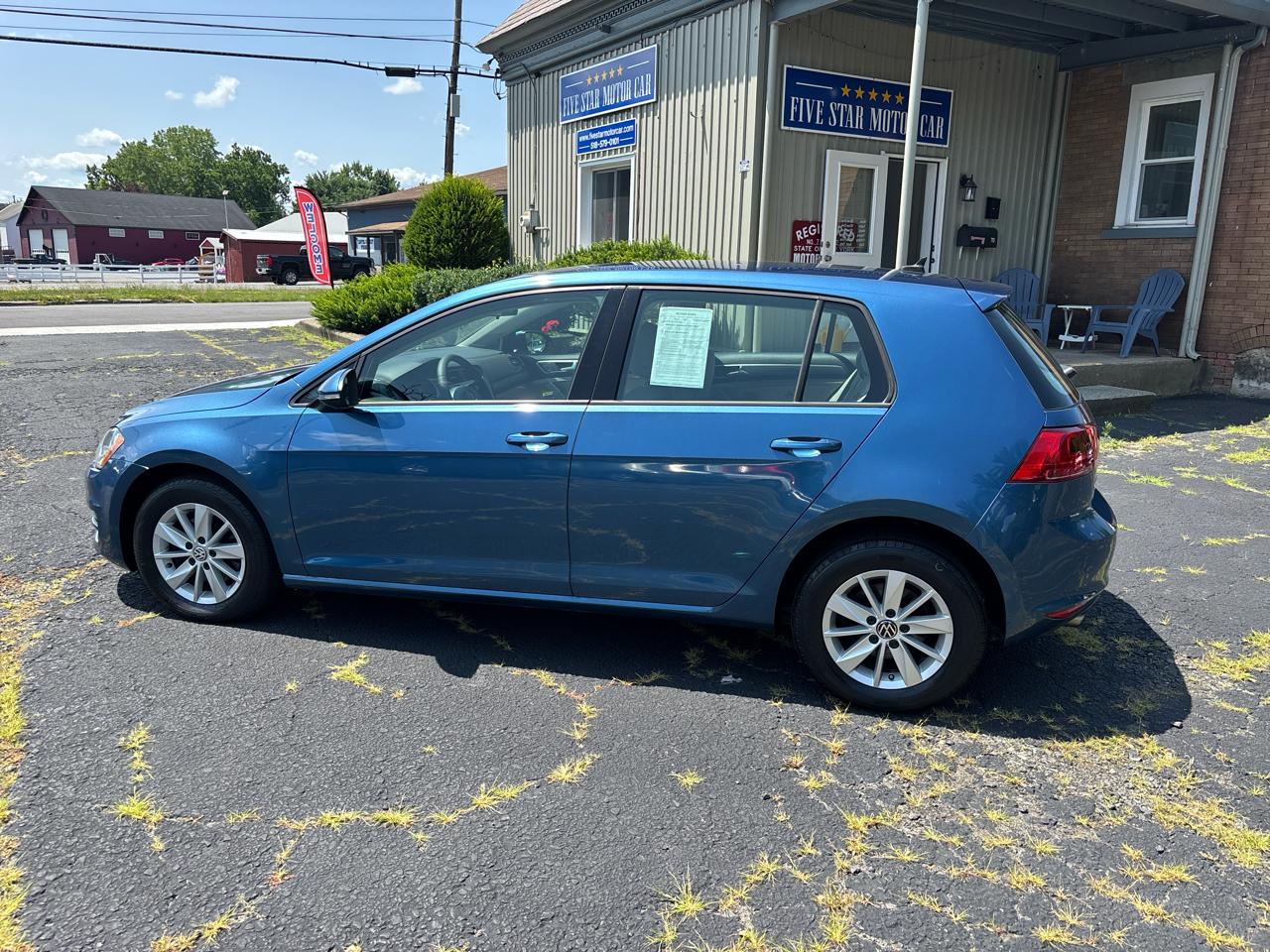 Volkswagen Golf 1.8T 4-Door S Manual 2017