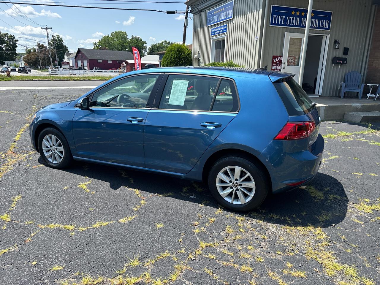 Volkswagen Golf 1.8T 4-Door S Manual 2017