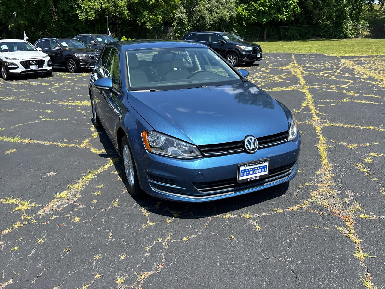 Volkswagen Golf 1.8T 4-Door S Manual 2017