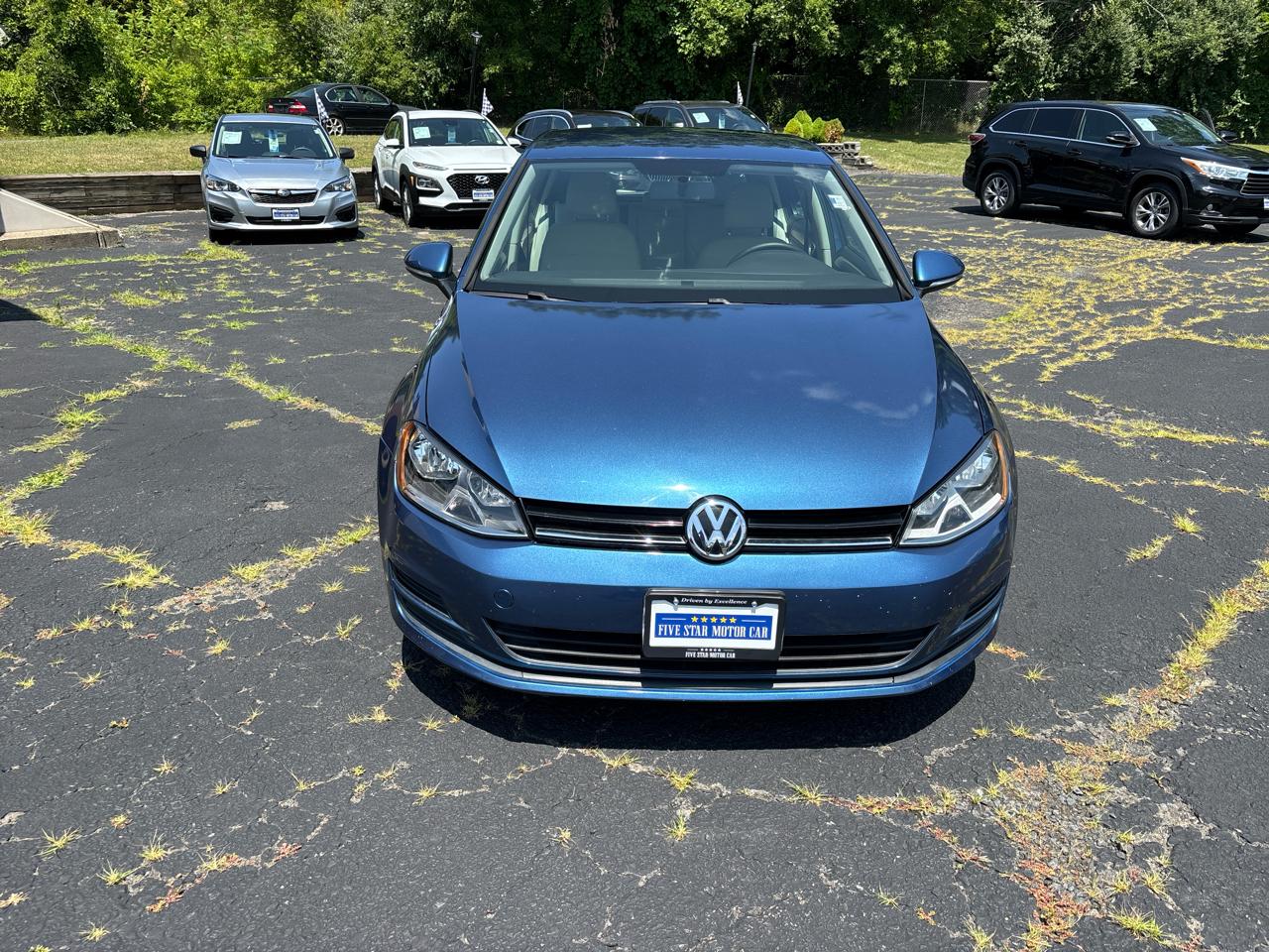 Volkswagen Golf 1.8T 4-Door S Manual 2017