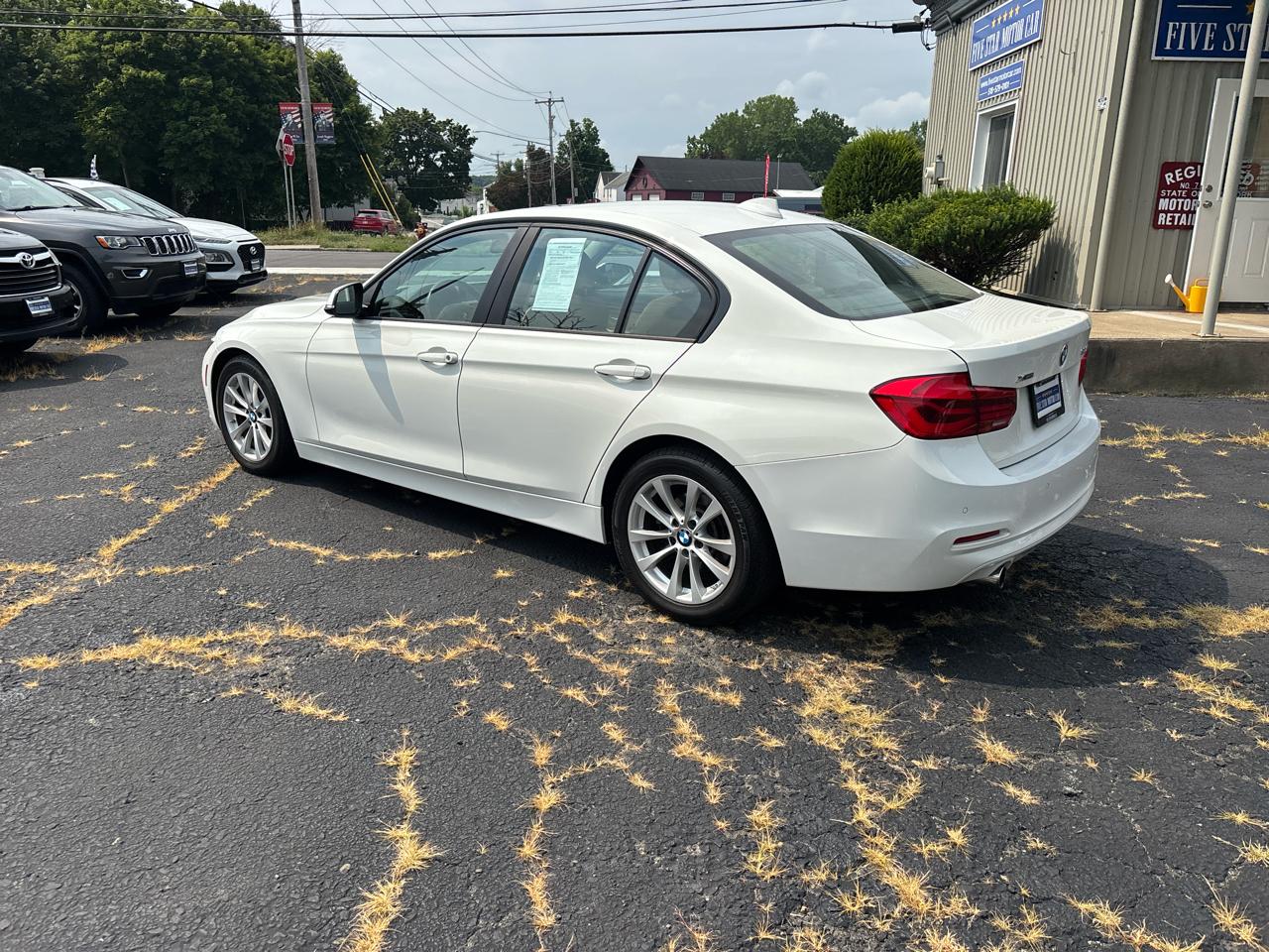 BMW 3-Series 320i xDrive Sedan 2017