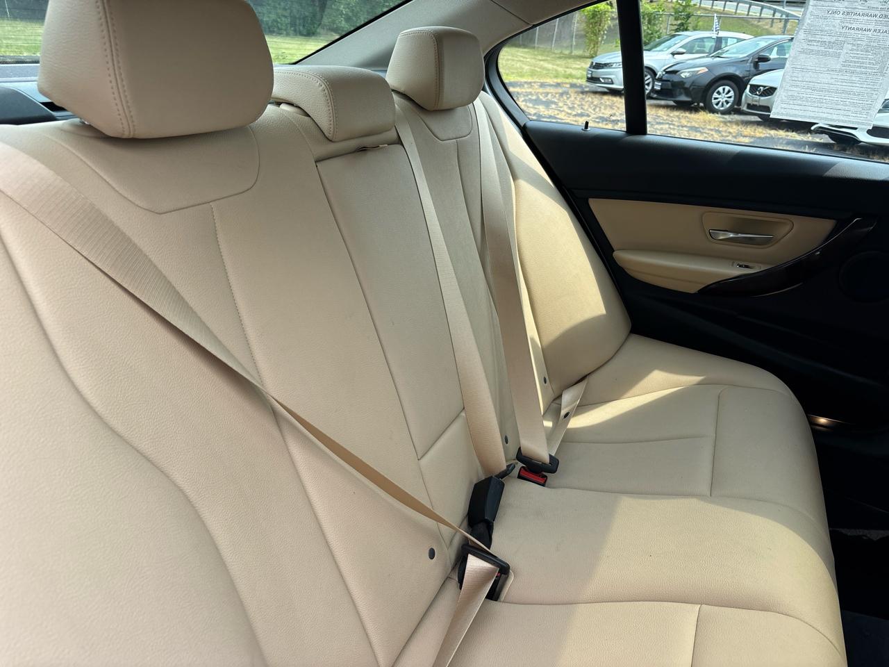 BMW 3-Series 320i xDrive Sedan 2017