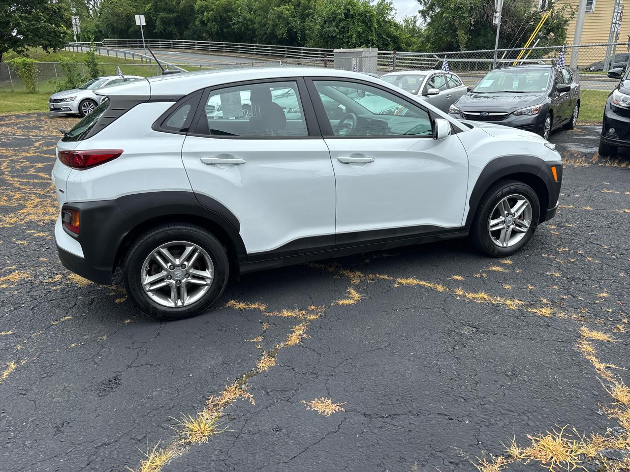 Hyundai Kona SE AWD 2021
