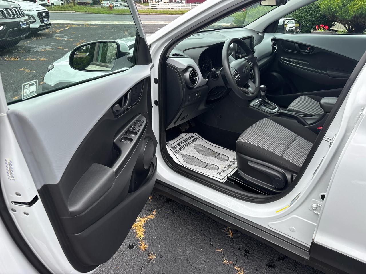 Hyundai Kona SE AWD 2021