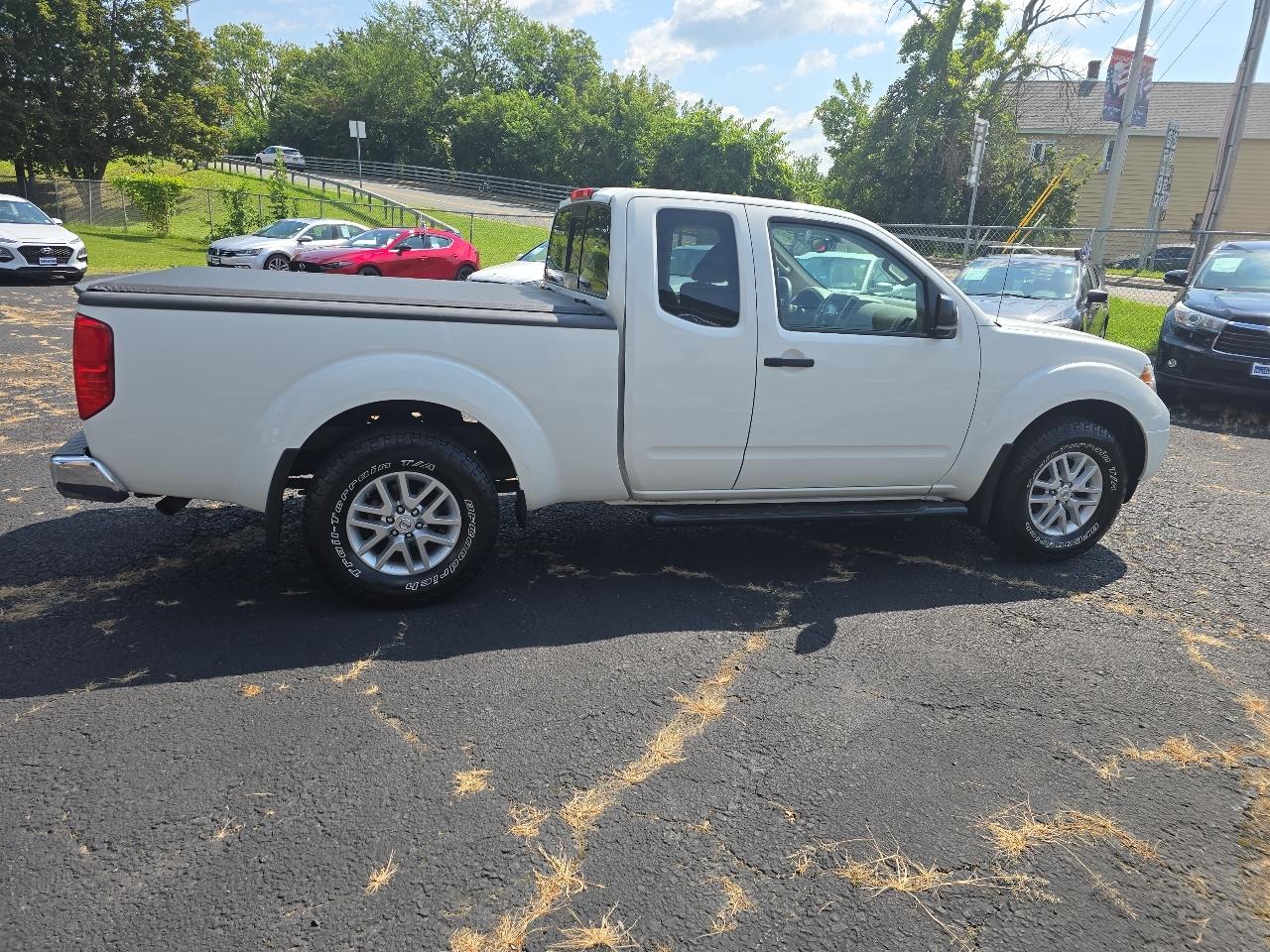 Nissan Frontier SV Crew Cab V6 2015