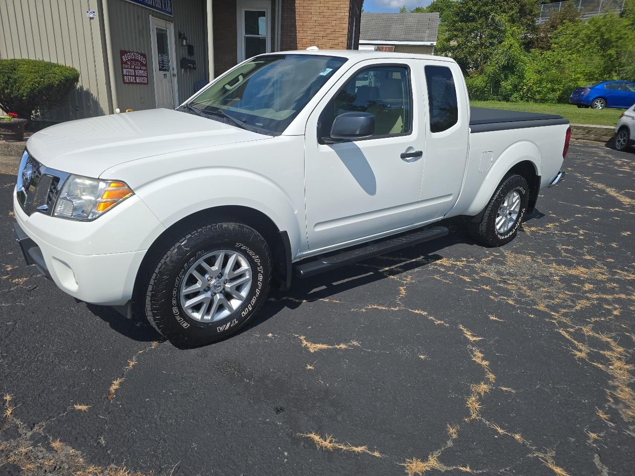 Nissan Frontier SV Crew Cab V6 2015