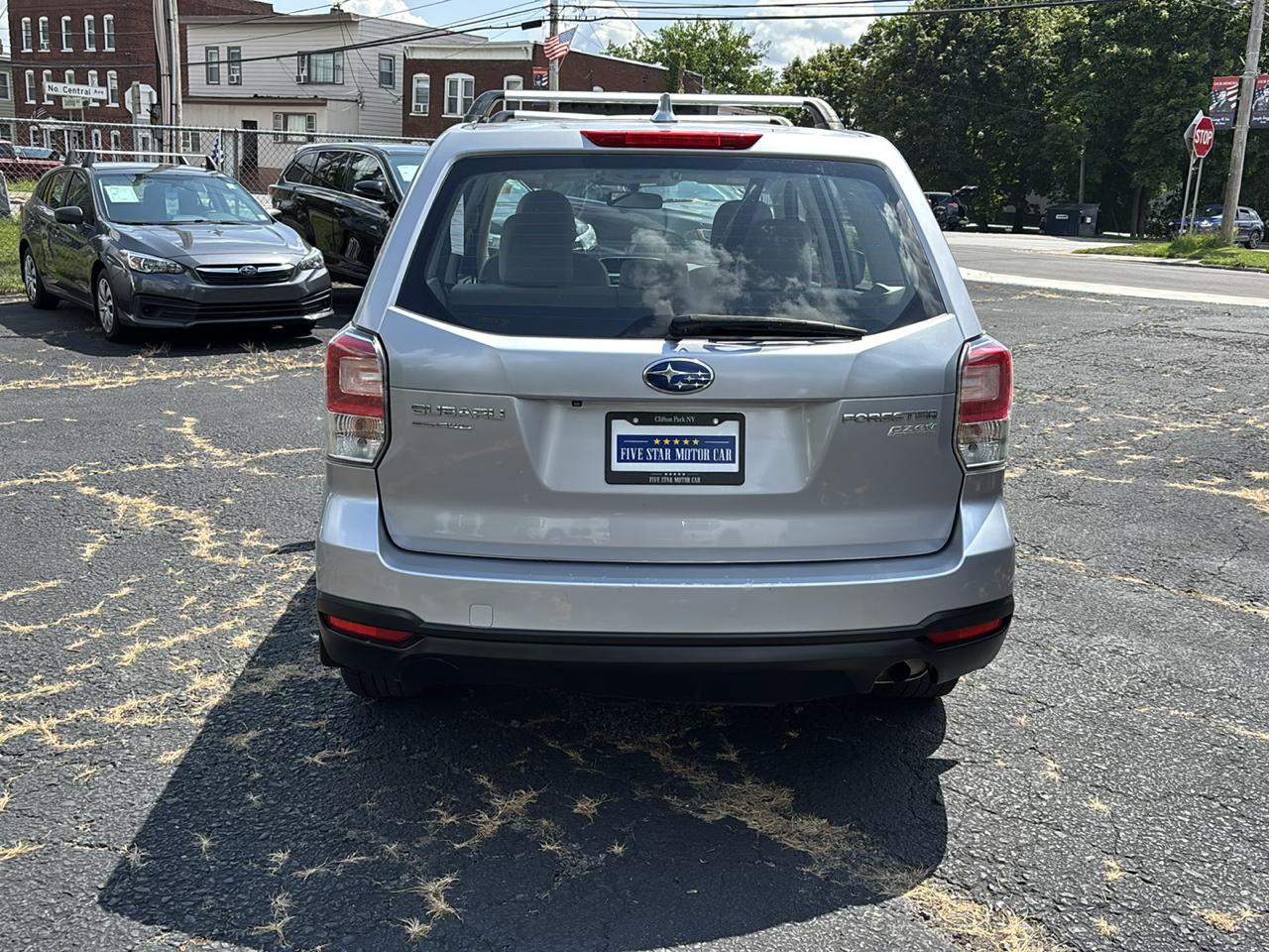 Subaru Forester 2.5i Manual 2017