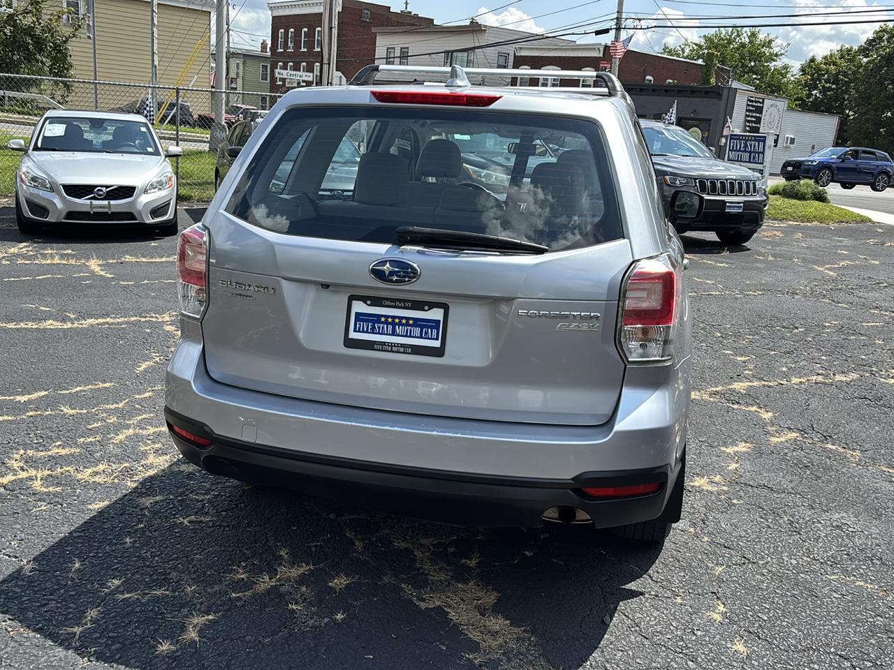 Subaru Forester 2.5i Manual 2017