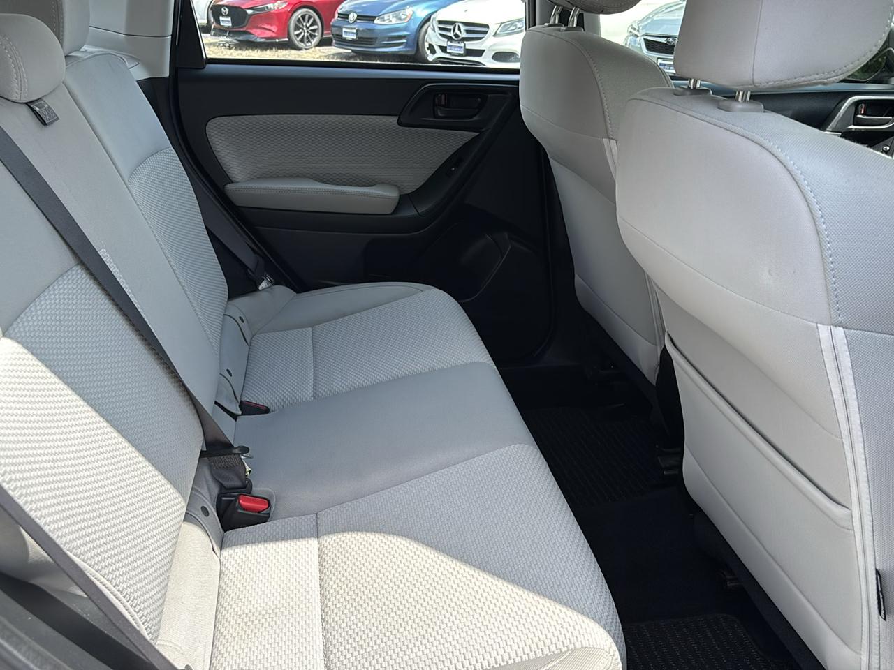 Subaru Forester 2.5i Manual 2017