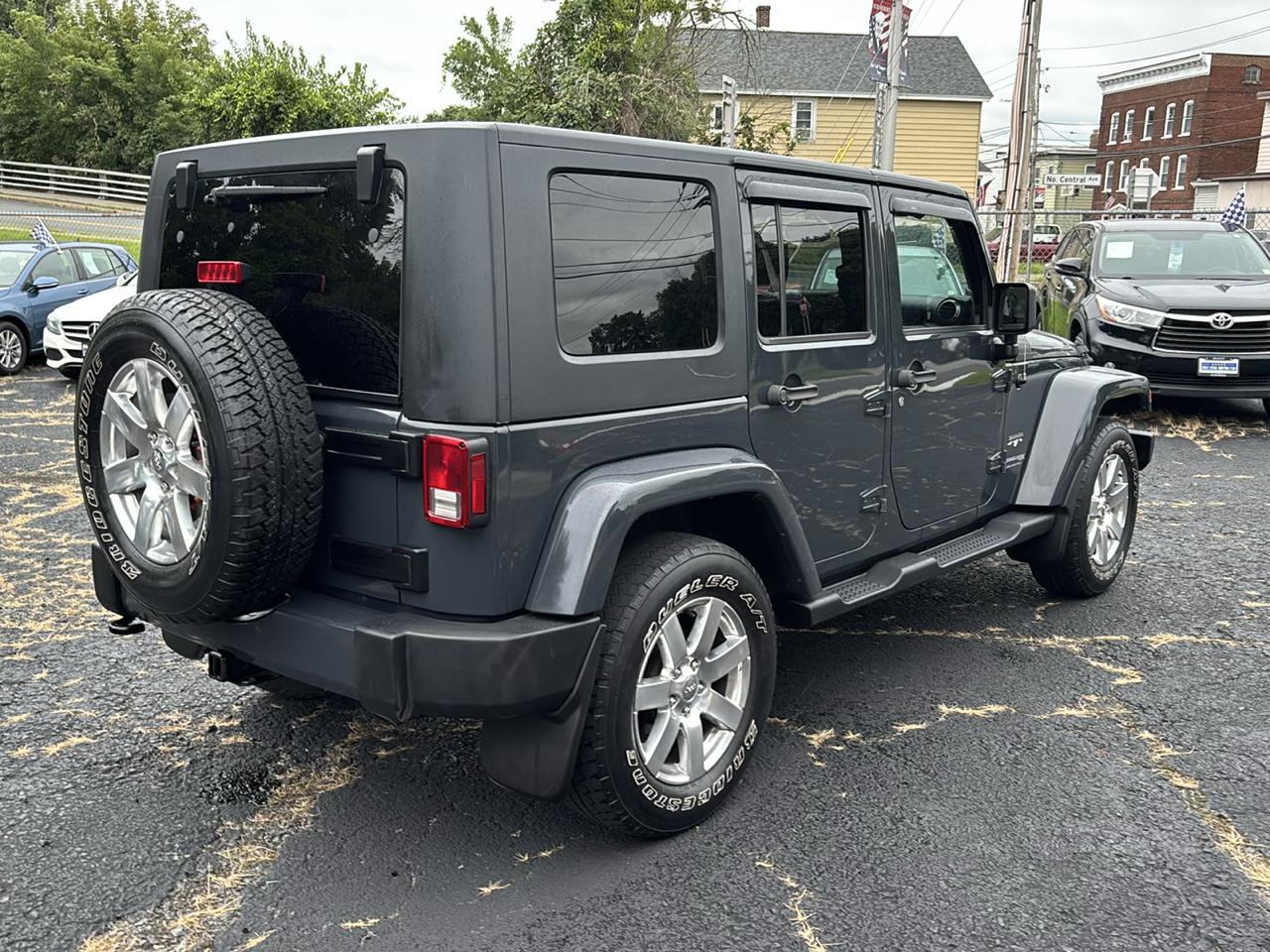 Jeep Wrangler JK Unlimited Sahara 4WD 2018