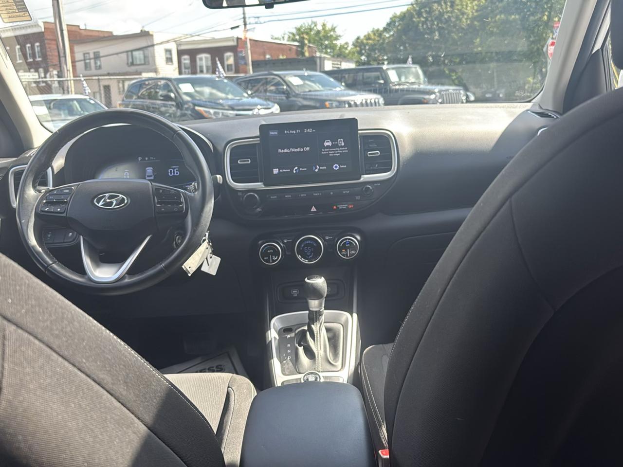 Hyundai Venue SEL 2023