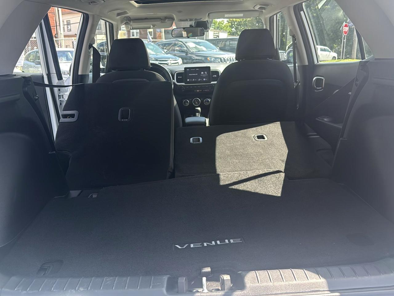 Hyundai Venue SEL 2023