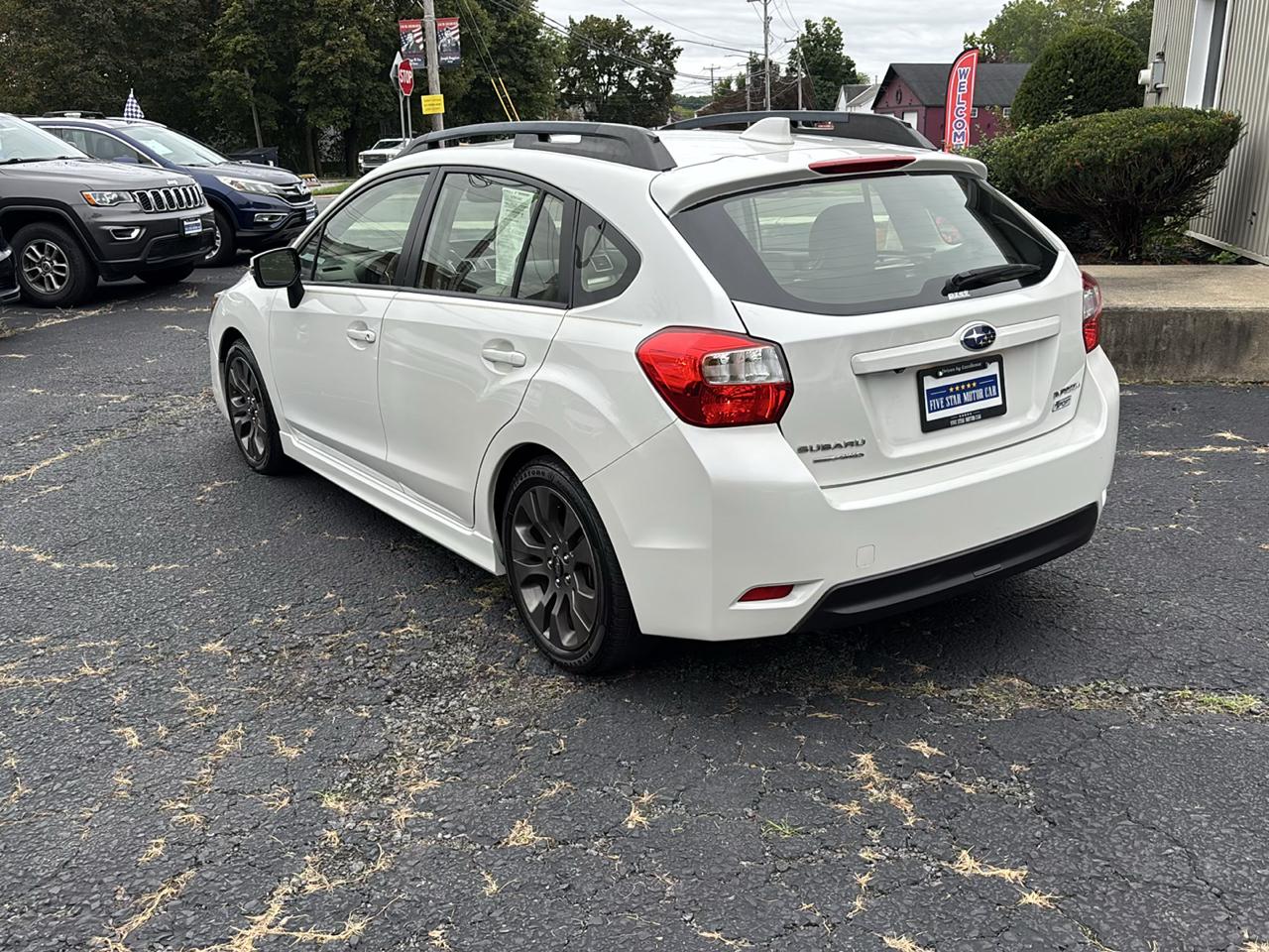 Subaru Impreza 2.0i Sport Limited PZEV 5-Door 2016