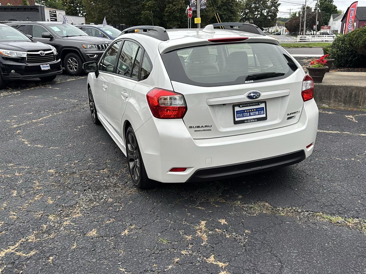 Subaru Impreza 2.0i Sport Limited PZEV 5-Door 2016