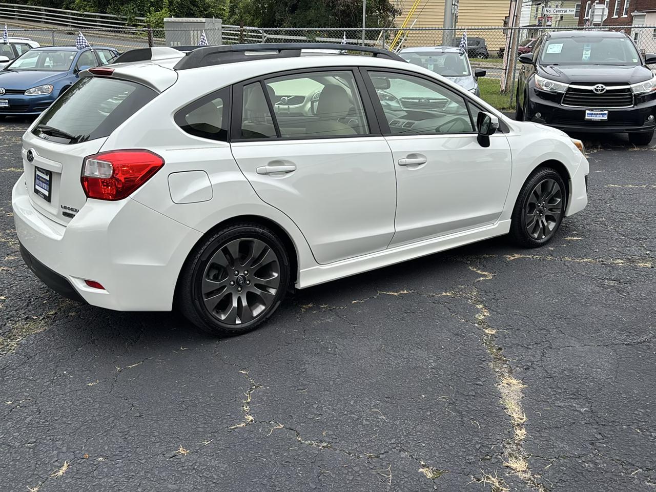 Subaru Impreza 2.0i Sport Limited PZEV 5-Door 2016