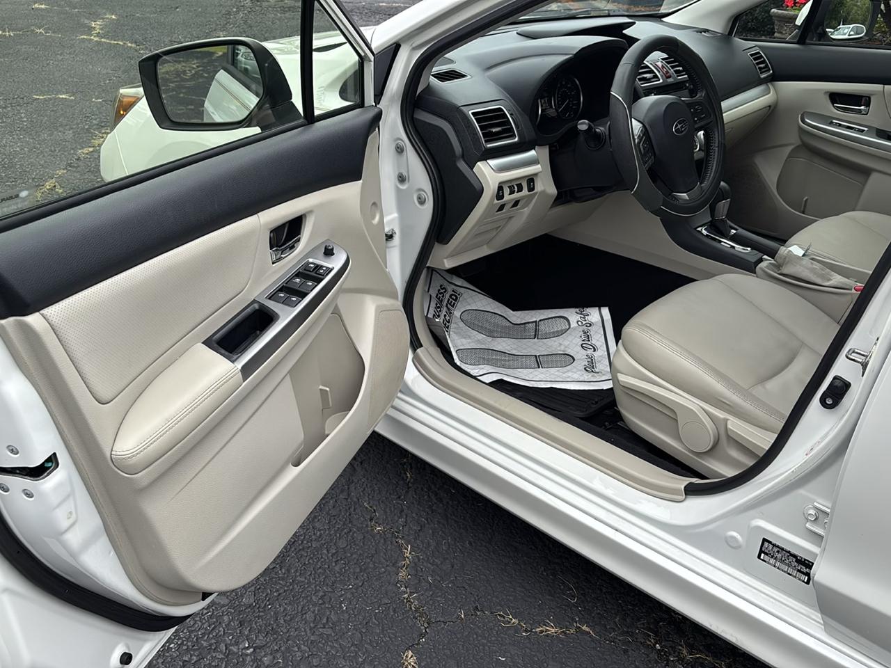 Subaru Impreza 2.0i Sport Limited PZEV 5-Door 2016