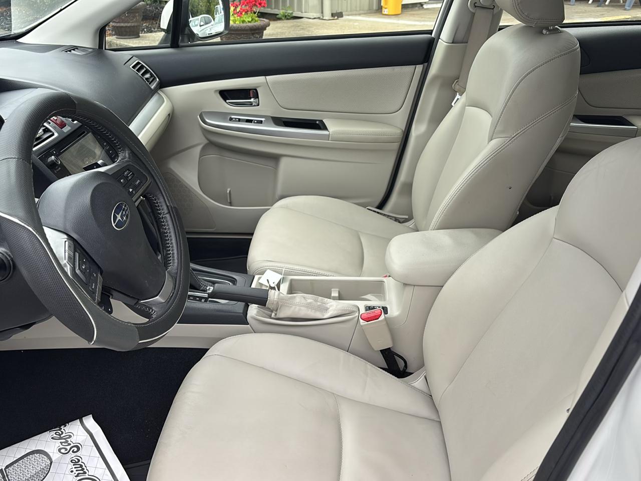 Subaru Impreza 2.0i Sport Limited PZEV 5-Door 2016