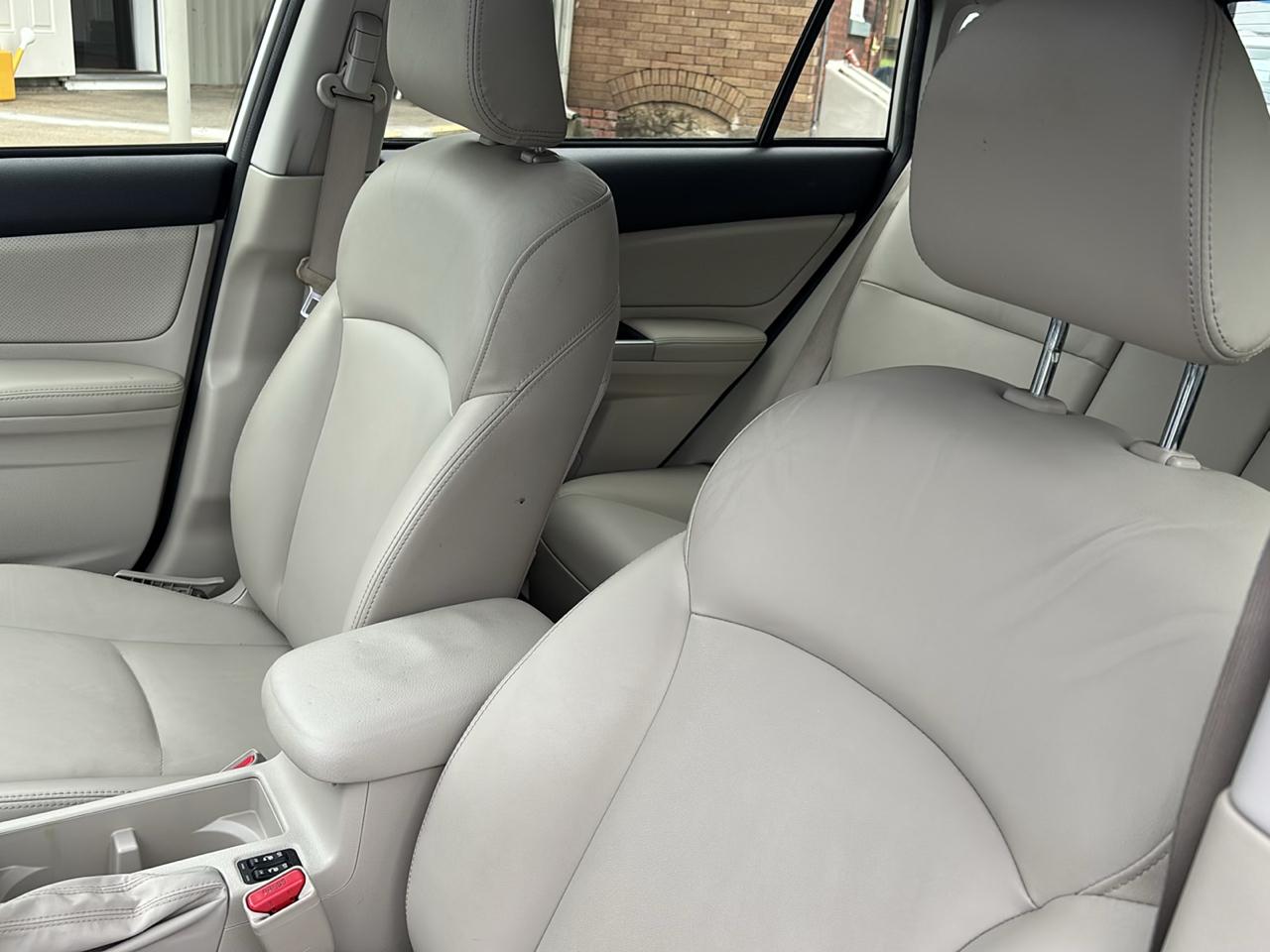 Subaru Impreza 2.0i Sport Limited PZEV 5-Door 2016