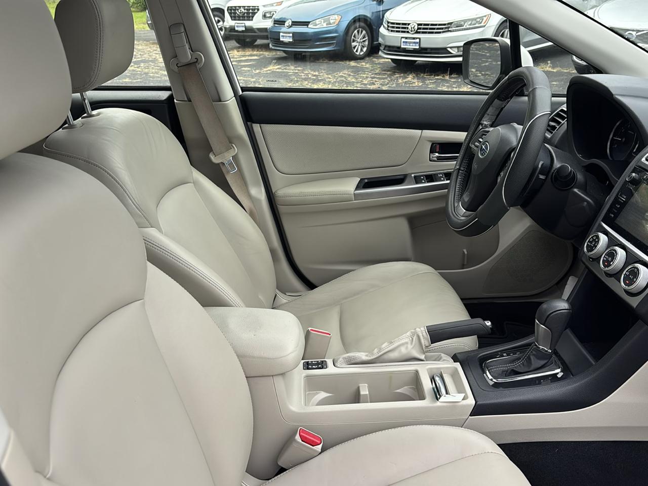 Subaru Impreza 2.0i Sport Limited PZEV 5-Door 2016