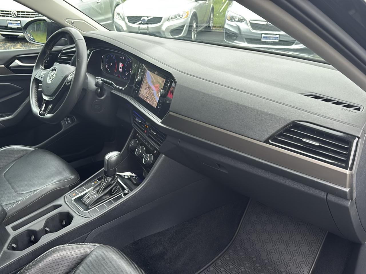 Volkswagen Jetta 1.4T SEL Premium 8A 2021
