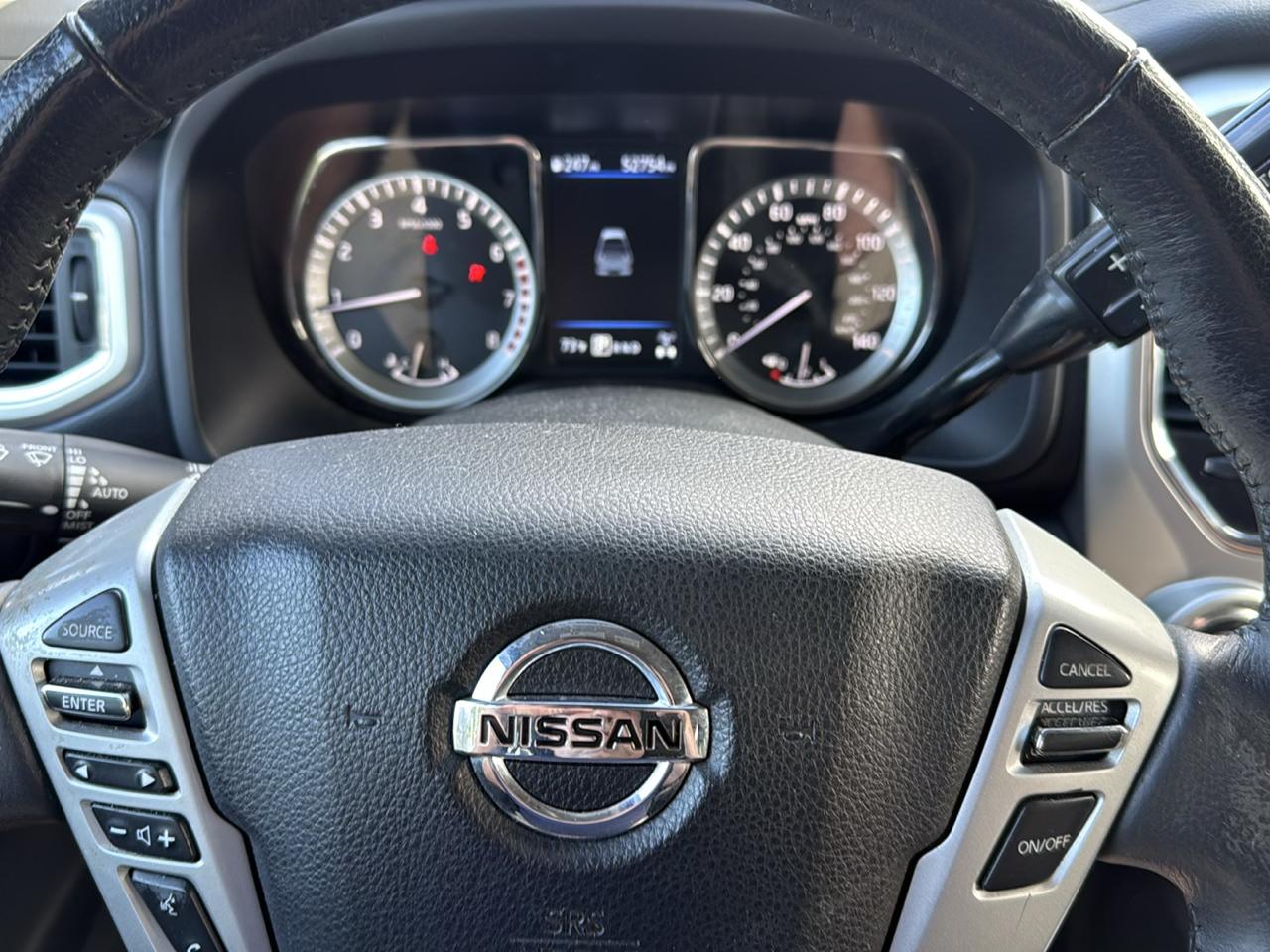Nissan Titan SV Crew Cab 4WD 2019