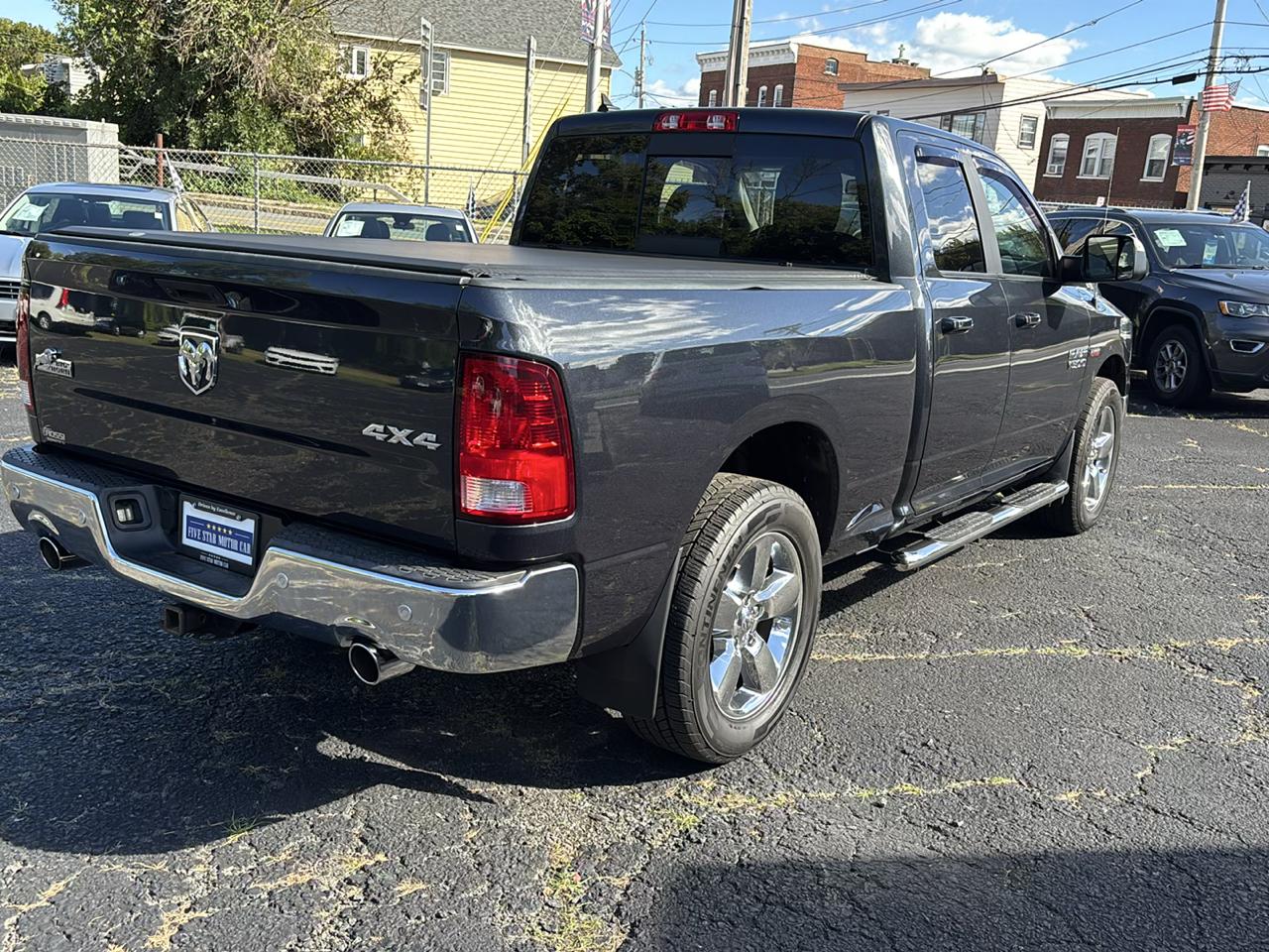 RAM 1500 4WD Quad Cab 140.5" Big Horn 2016
