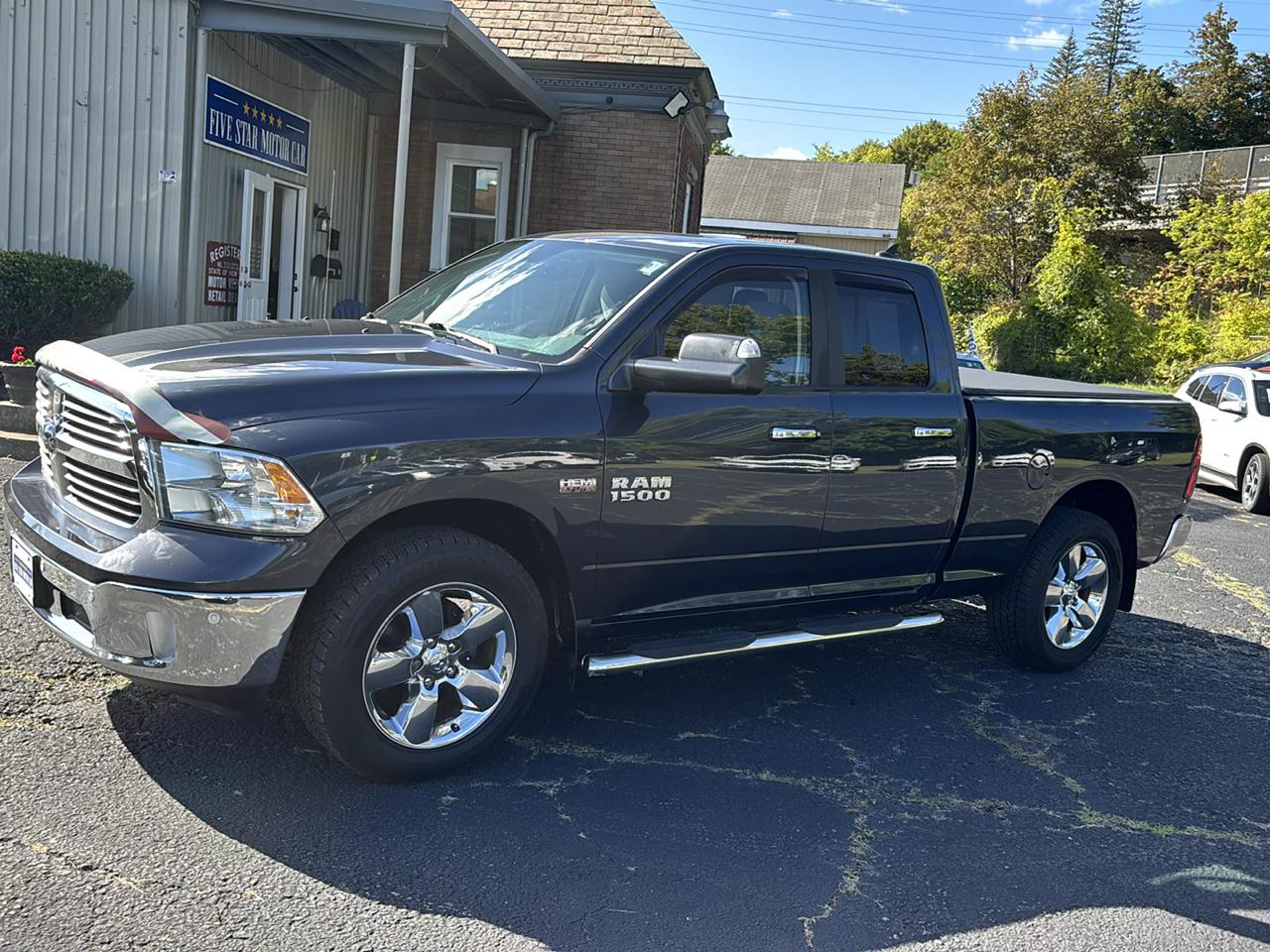 RAM 1500 4WD Quad Cab 140.5" Big Horn 2016