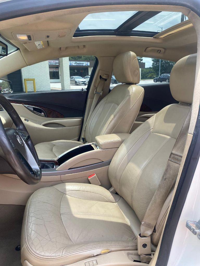 Buick LaCrosse 4dr Sdn CXL AWD 2011 Buick LaCrosse 4dr Sdn CXL AWD 2011