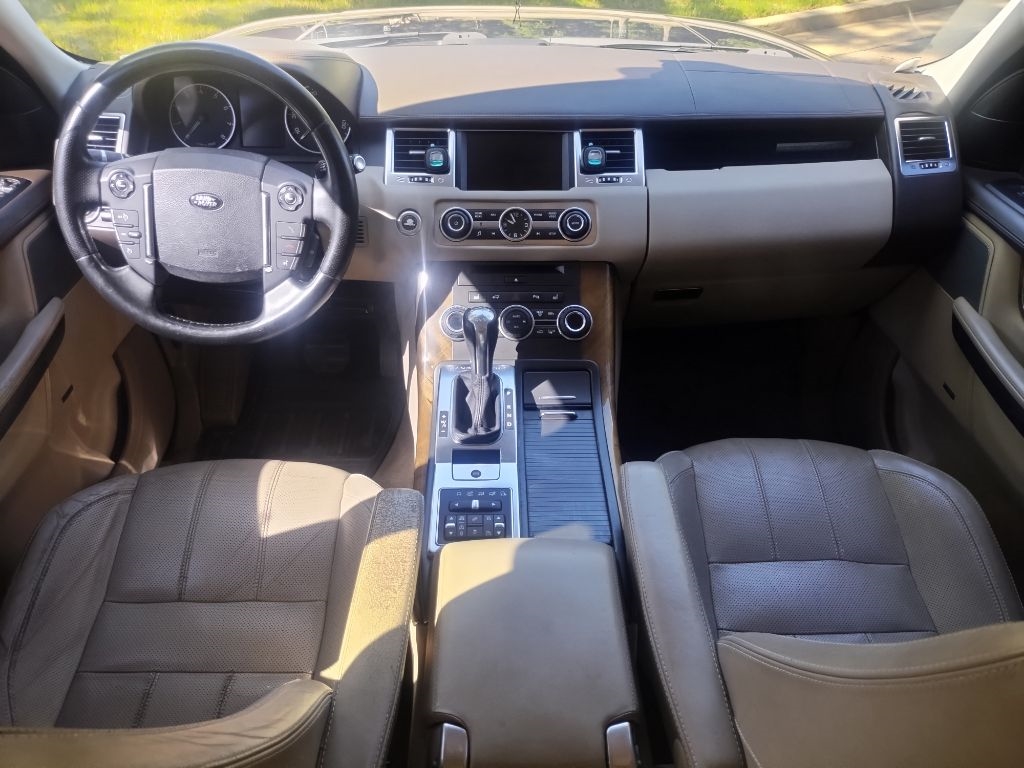 Land Rover Range Rover Sport 4WD 4dr HSE LUX 2013 Land Rover Range Rover Sport 4WD 4dr HSE LUX 2013