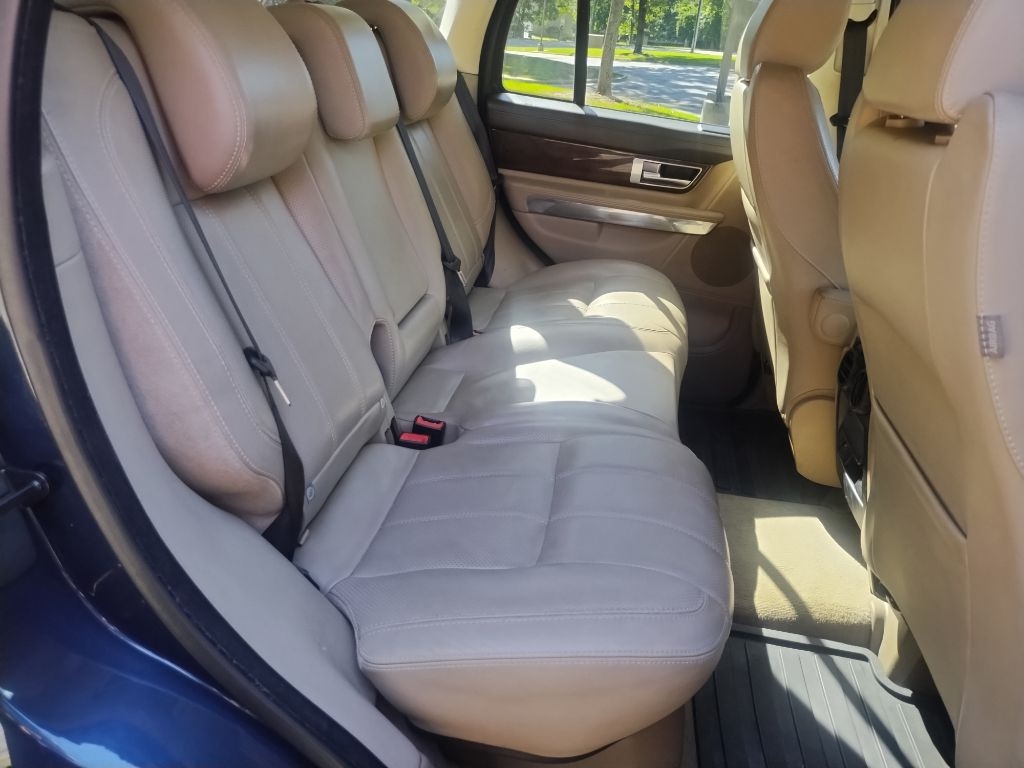 Land Rover Range Rover Sport 4WD 4dr HSE LUX 2013 Land Rover Range Rover Sport 4WD 4dr HSE LUX 2013