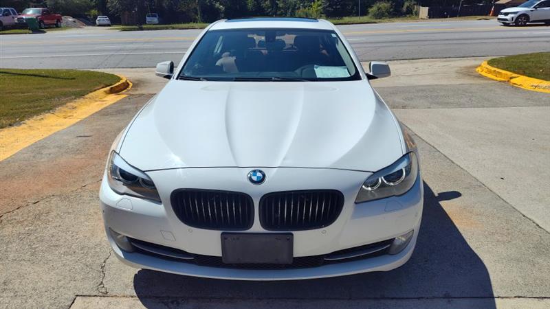 BMW 5-Series 4dr Sdn 528i xDrive AWD 2013 BMW 5-Series 4dr Sdn 528i xDrive AWD 2013