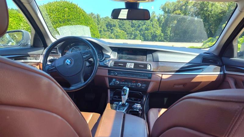 BMW 5-Series 4dr Sdn 528i xDrive AWD 2013 BMW 5-Series 4dr Sdn 528i xDrive AWD 2013