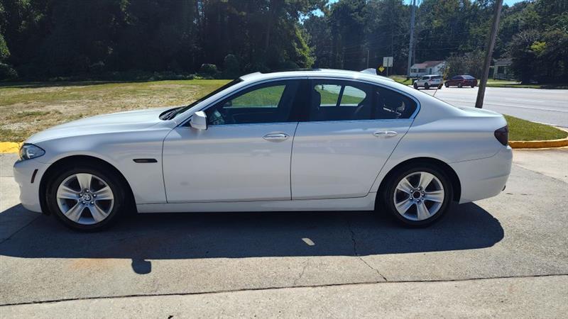 BMW 5-Series 4dr Sdn 528i xDrive AWD 2013 BMW 5-Series 4dr Sdn 528i xDrive AWD 2013