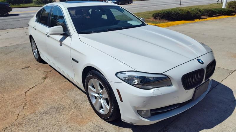 BMW 5-Series 4dr Sdn 528i xDrive AWD 2013 BMW 5-Series 4dr Sdn 528i xDrive AWD 2013