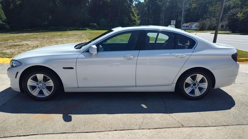 BMW 5-Series 4dr Sdn 528i xDrive AWD 2013 BMW 5-Series 4dr Sdn 528i xDrive AWD 2013