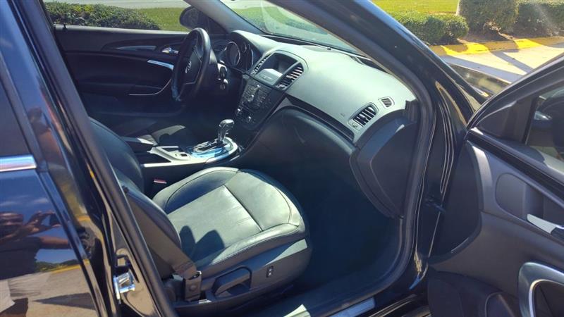 Buick Regal 4dr Sdn CXL RL1 (Russelsheim) *Ltd Avail* 2011 Buick Regal 4dr Sdn CXL RL1 (Russelsheim) *Ltd Avail* 2011