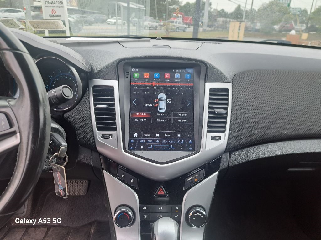 2013 Chevrolet Cruze LS