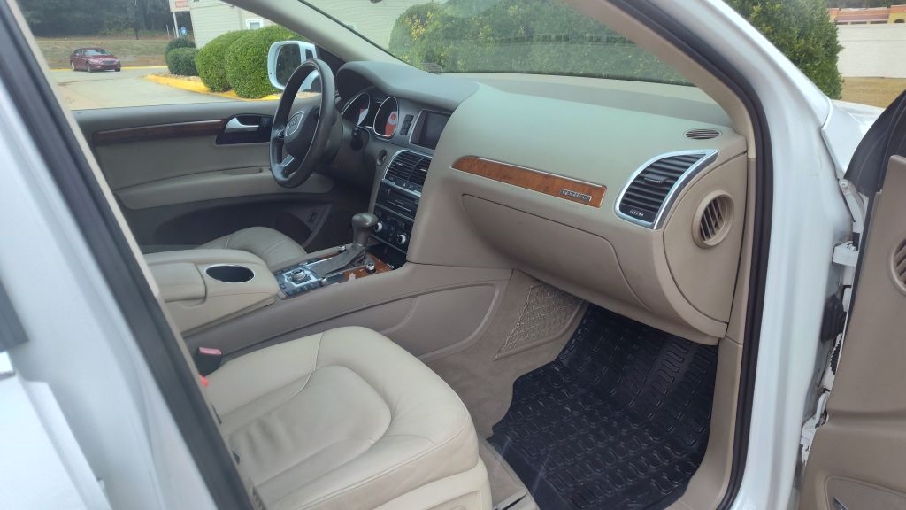 Audi Q7 quattro 4dr 3.0T Premium Plus 2015 Audi Q7 quattro 4dr 3.0T Premium Plus 2015