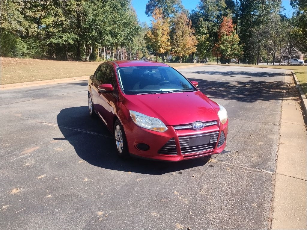 2014 Ford Focus SE's photo