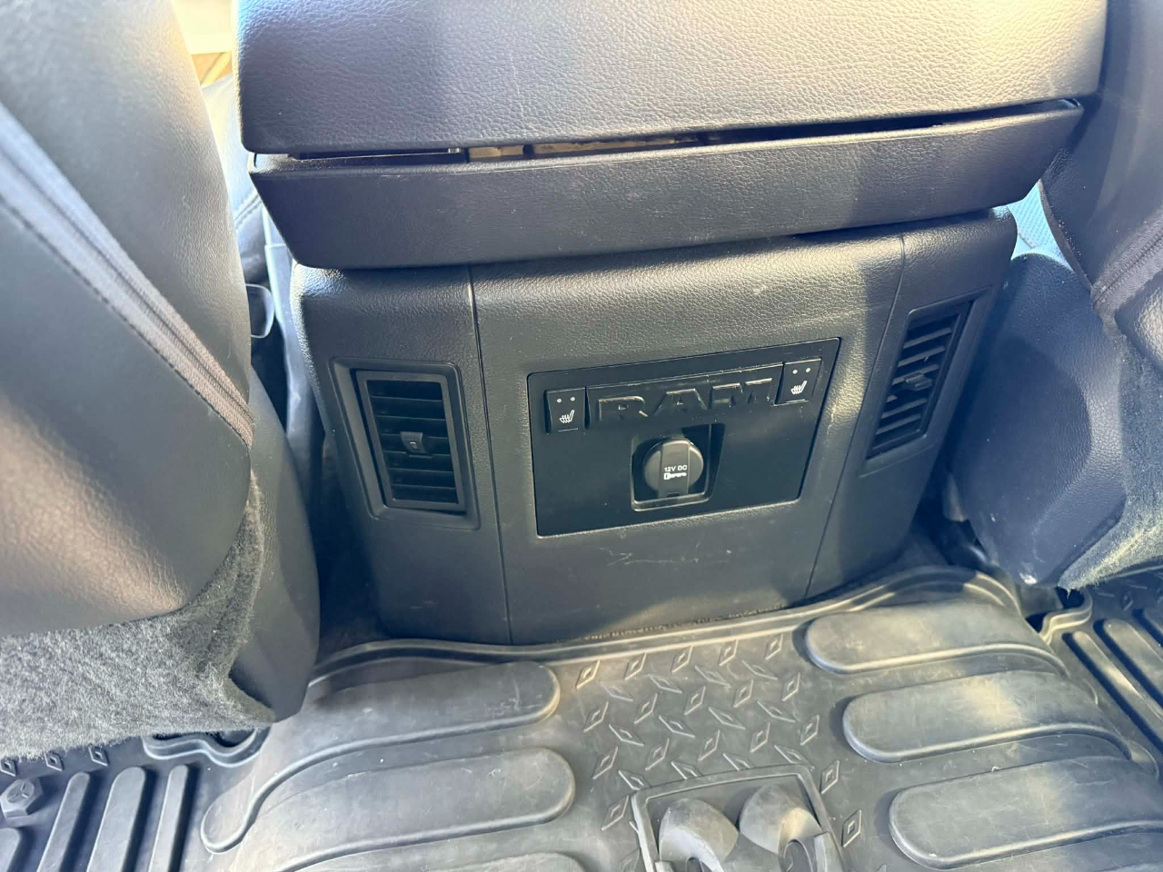 RAM 3500 Laramie 2012