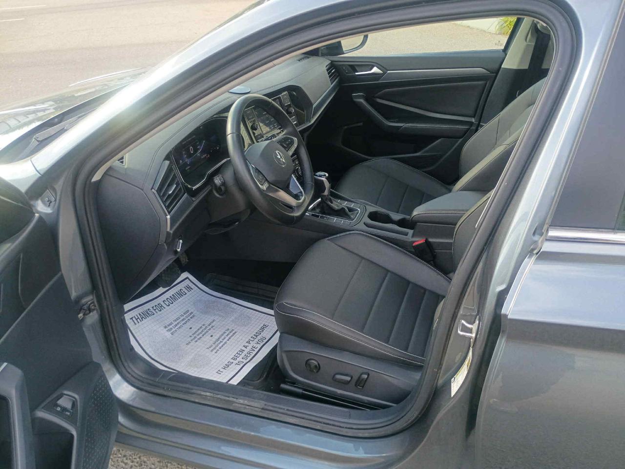 Volkswagen Jetta SE 2023