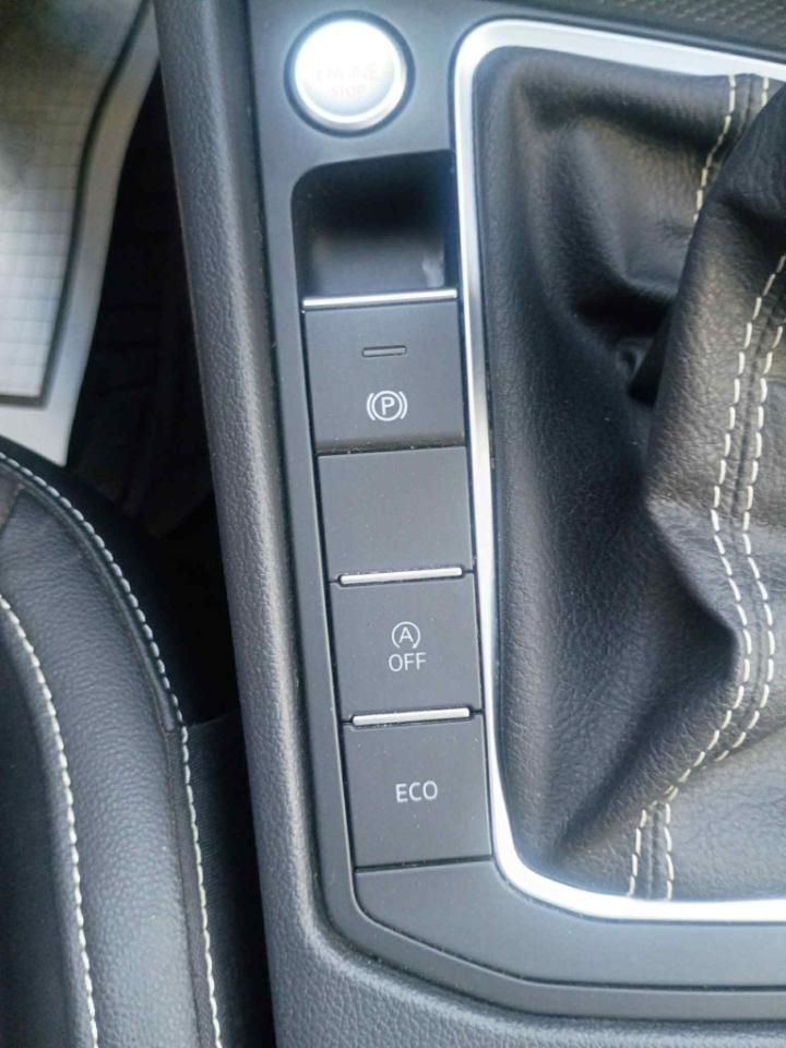 Volkswagen Jetta SE 2023