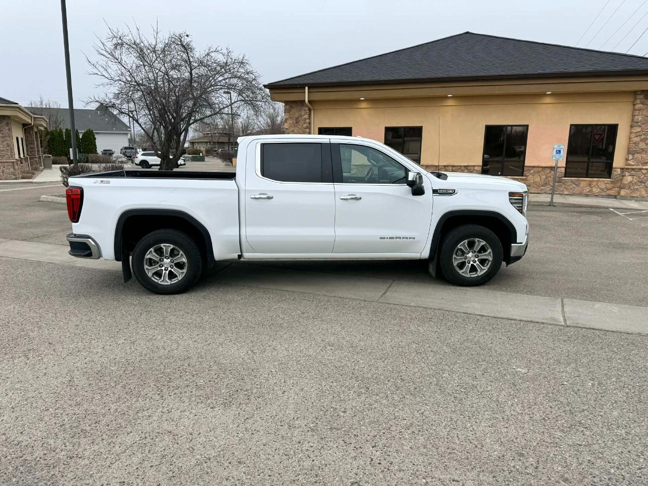 GMC Sierra 1500  2023