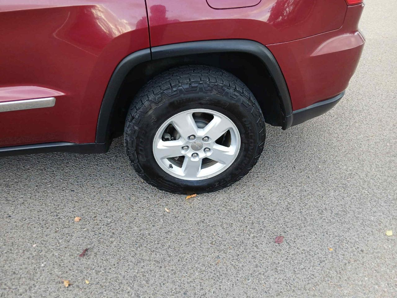 Jeep Grand Cherokee Laredo 2012