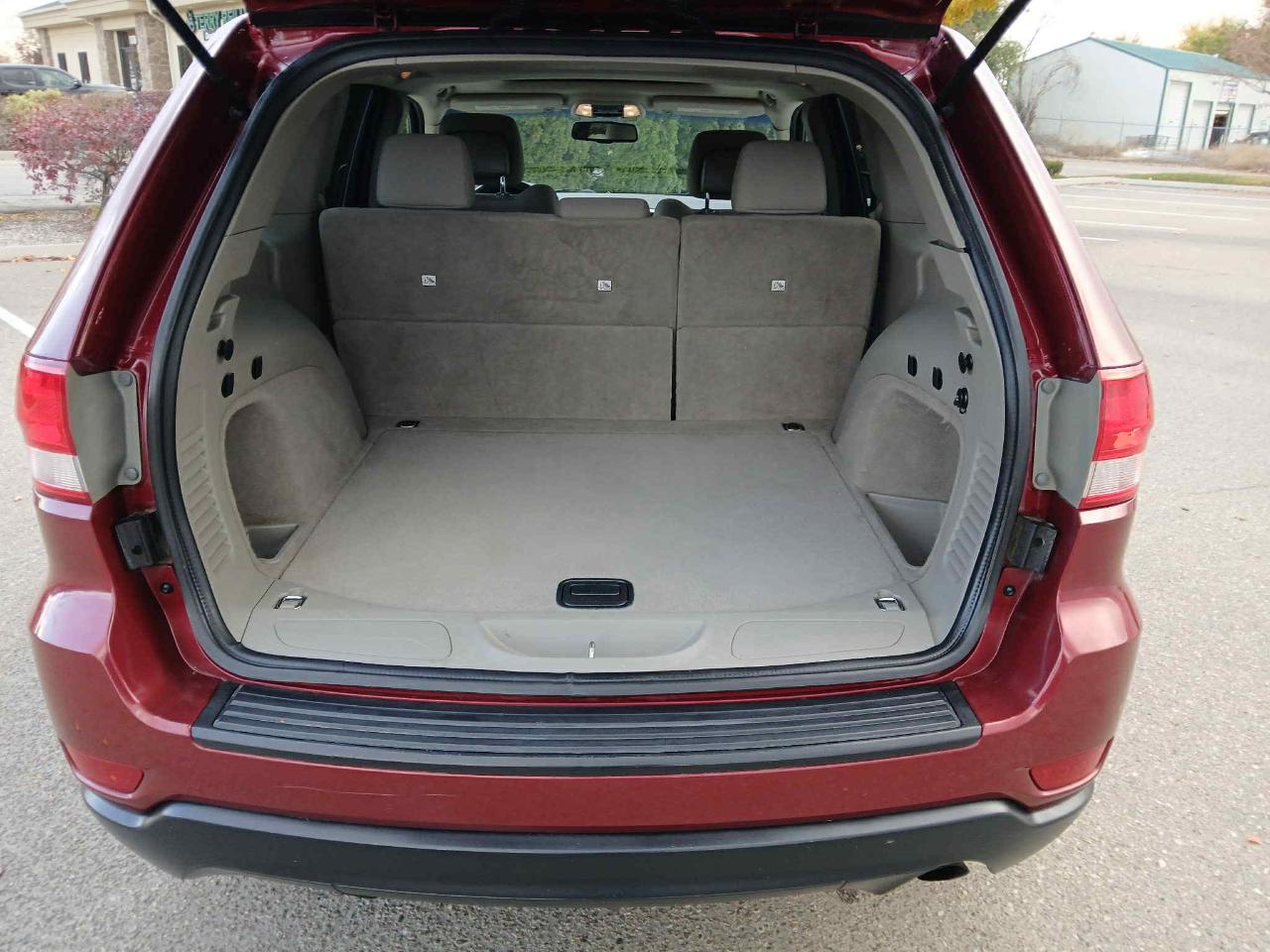 Jeep Grand Cherokee Laredo 2012